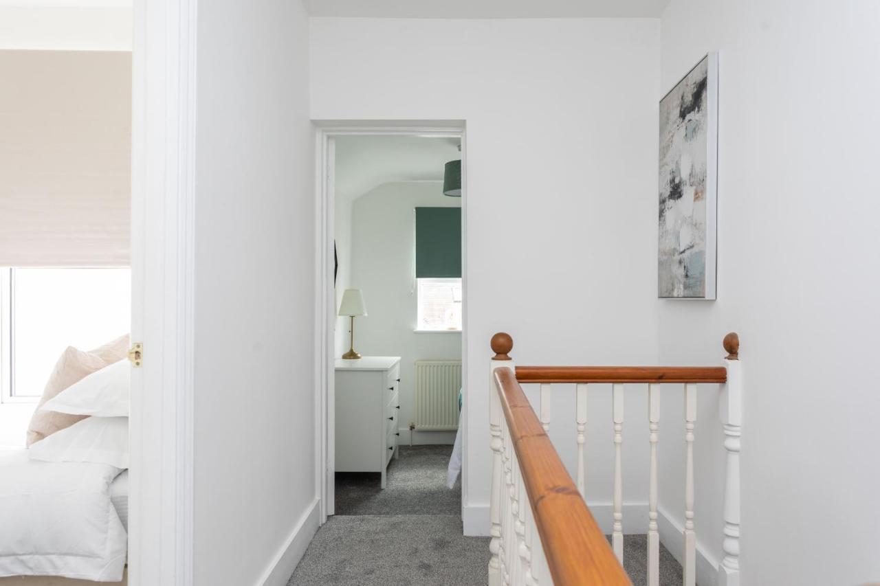 30 Percent Off Monthly Stays - City Centre - 3 Bedrooms St Albans Exterior photo