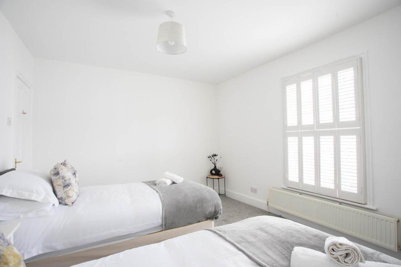 30 Percent Off Monthly Stays - City Centre - 3 Bedrooms St Albans Exterior photo